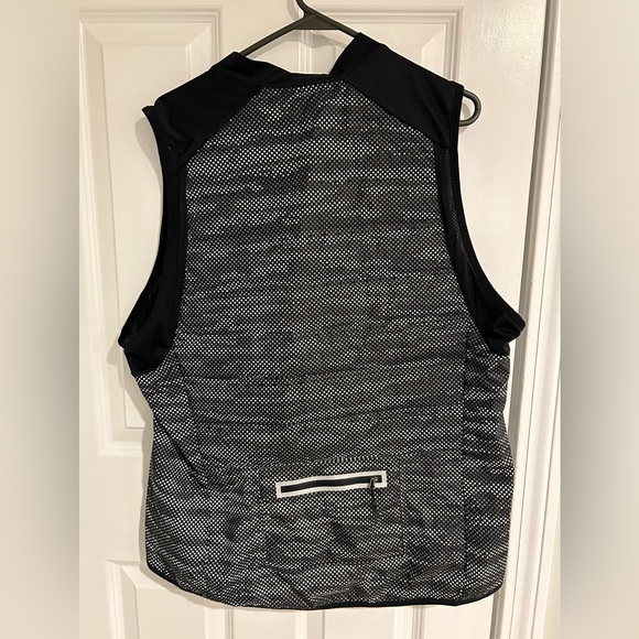 Nike Aeroloft FLASH 800 running vest. Reflective. Size XL - Picture 2 of 5